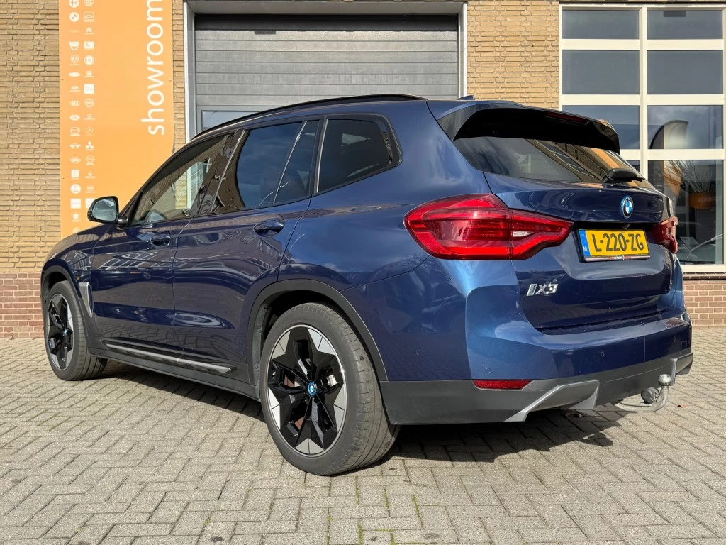 Hoofdafbeelding BMW iX3