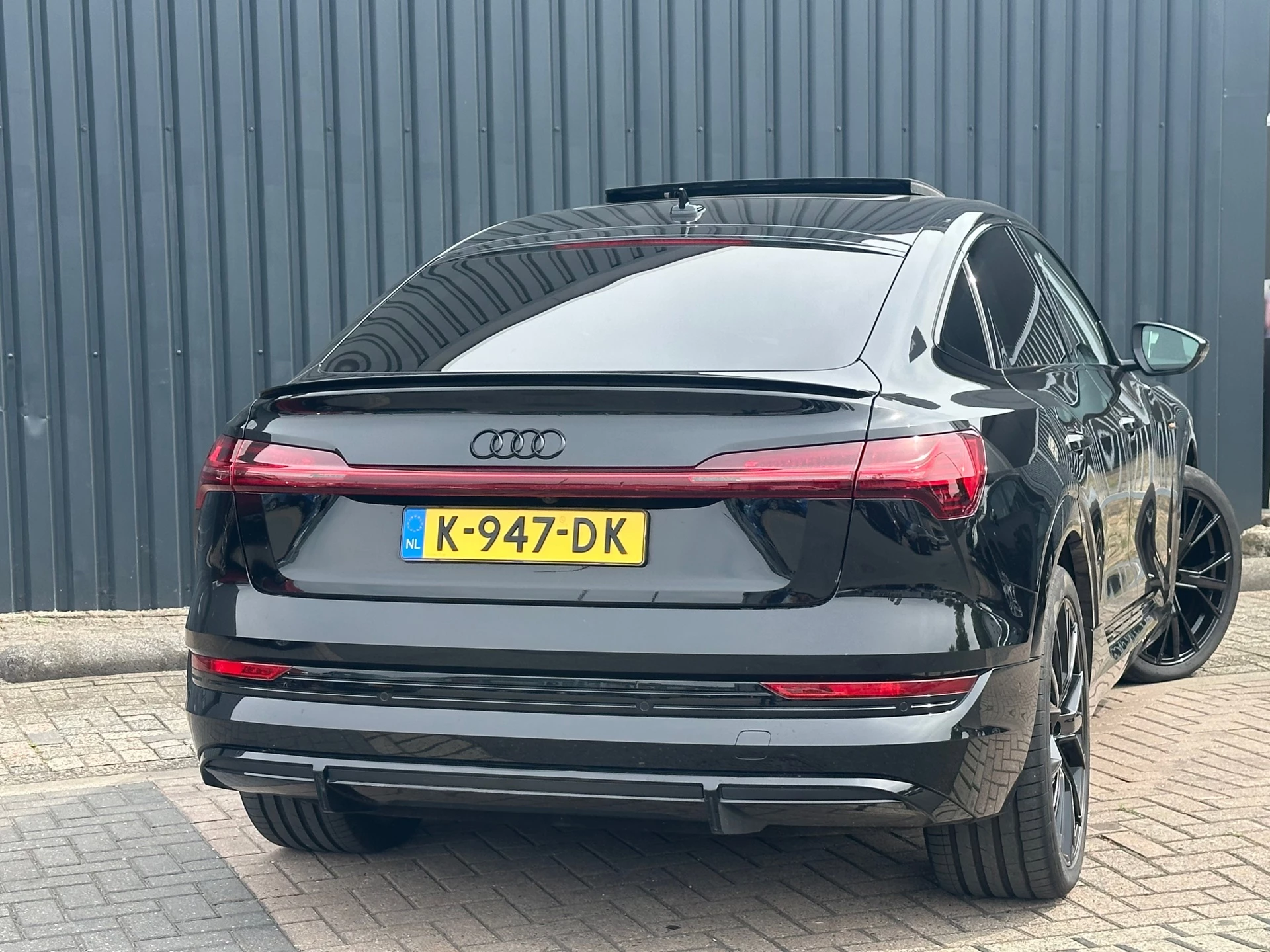 Hoofdafbeelding Audi e-tron