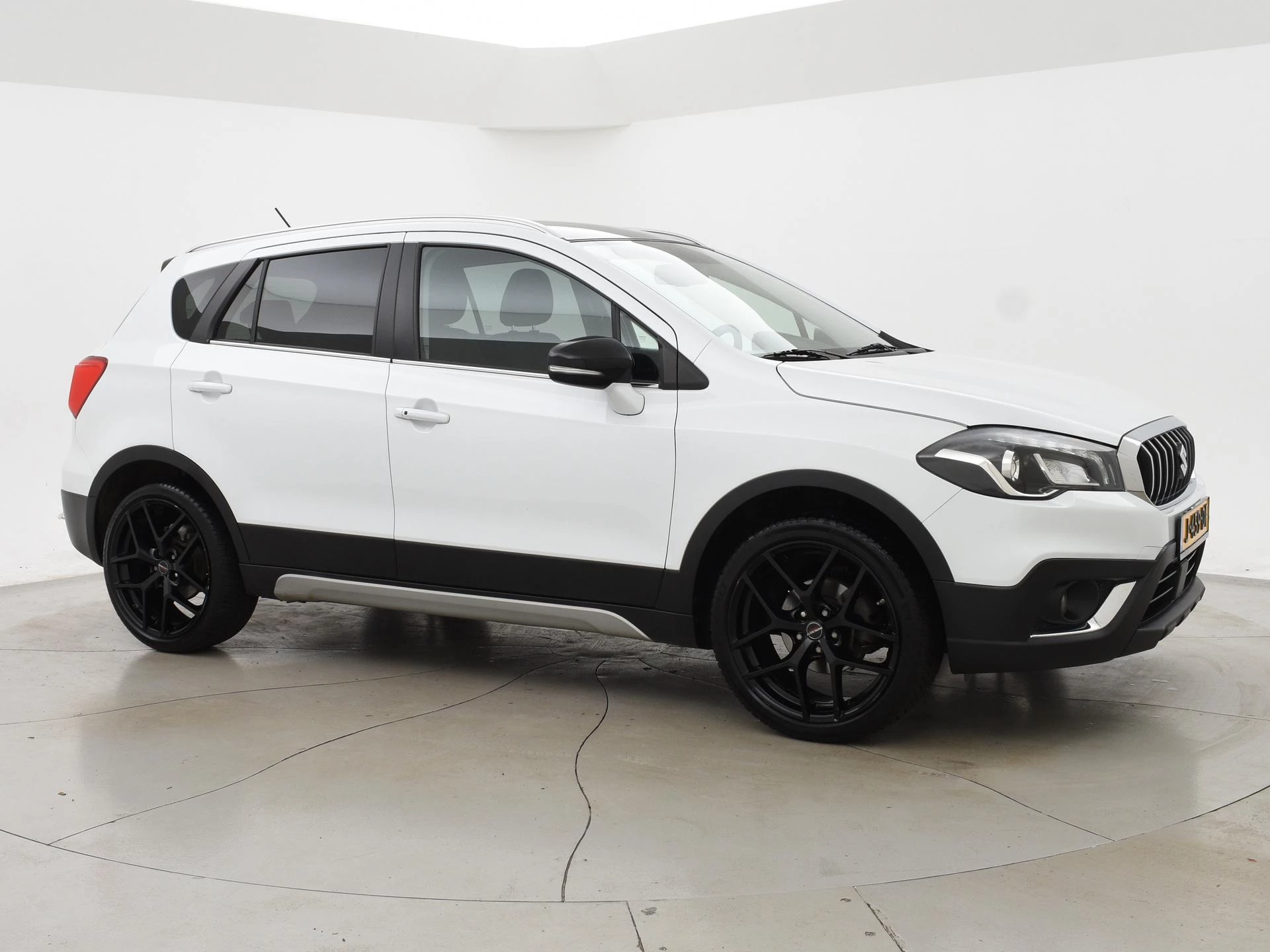 Hoofdafbeelding Suzuki S-Cross