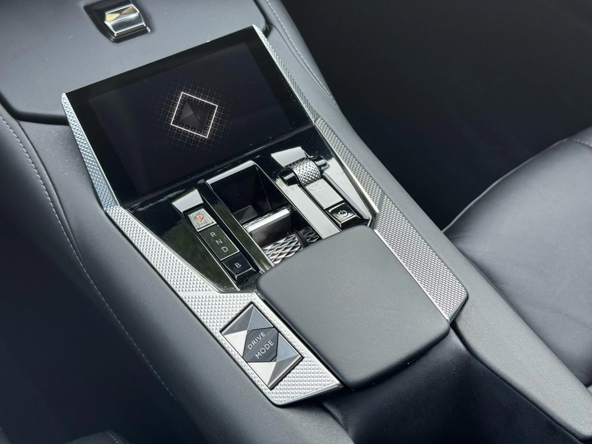 Hoofdafbeelding DS DS 4