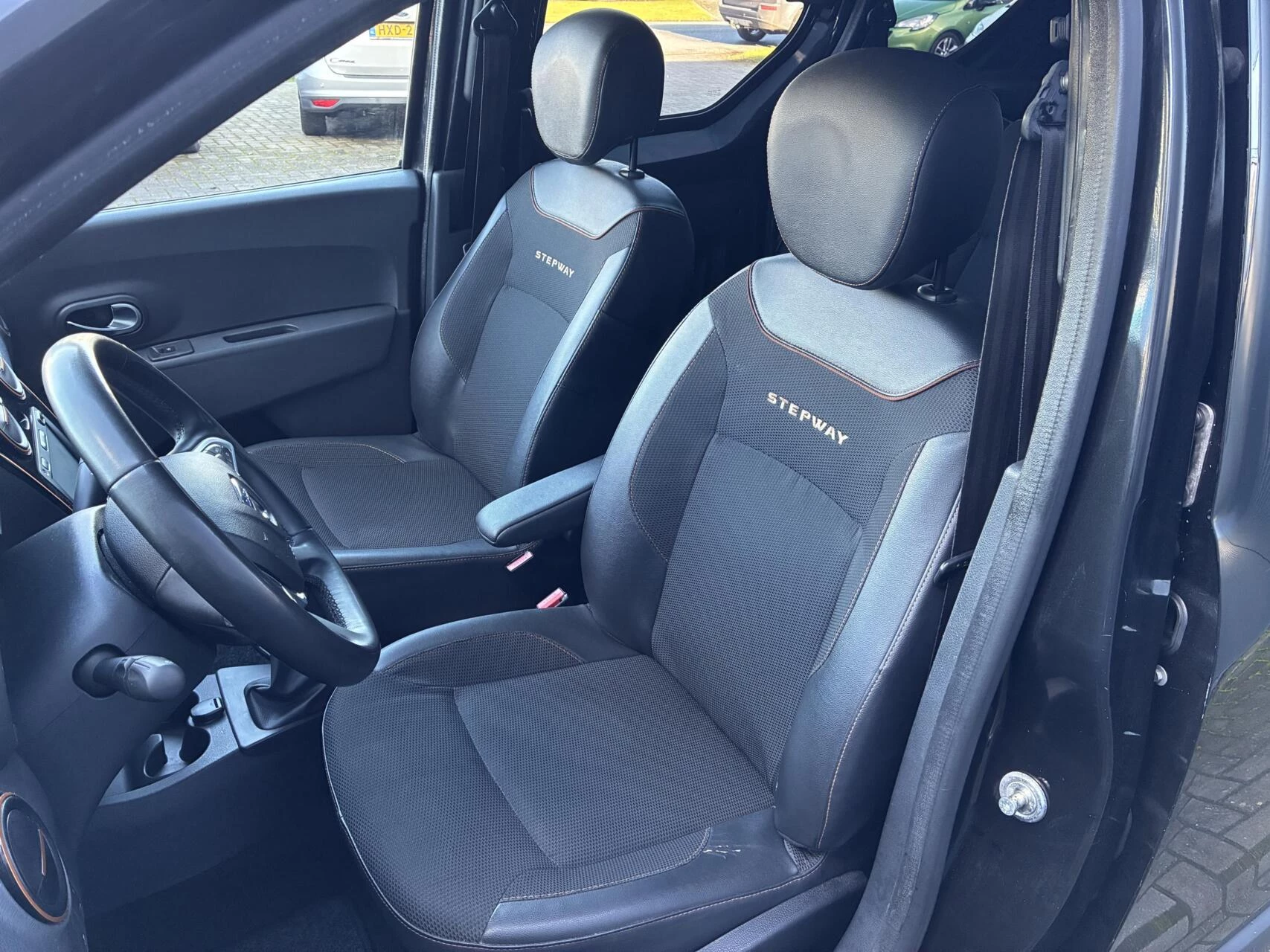 Hoofdafbeelding Dacia Dokker