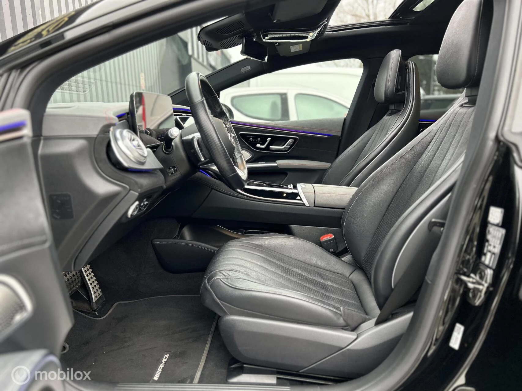 Hoofdafbeelding Mercedes-Benz EQS