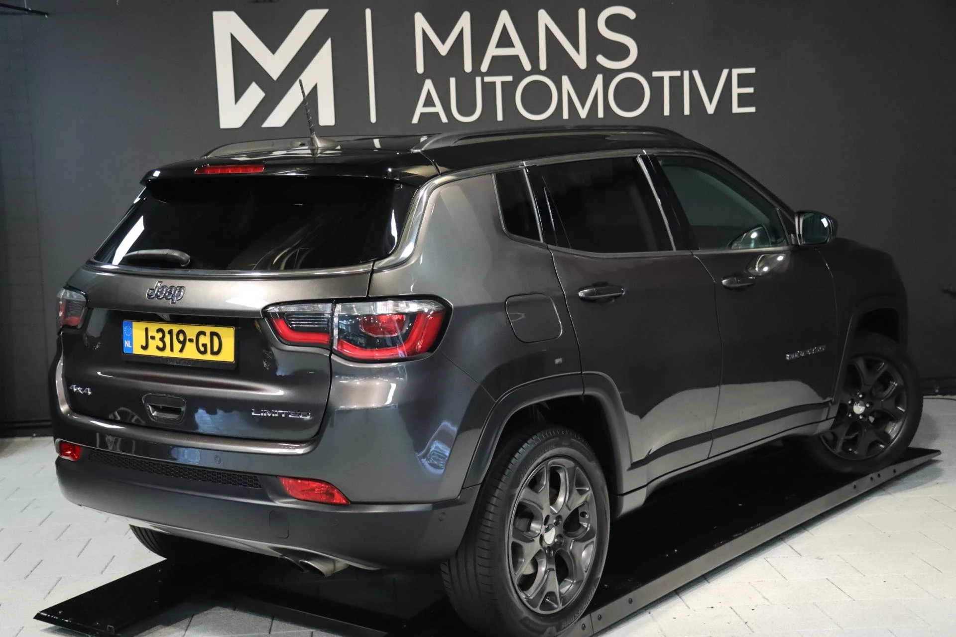 Hoofdafbeelding Jeep Compass