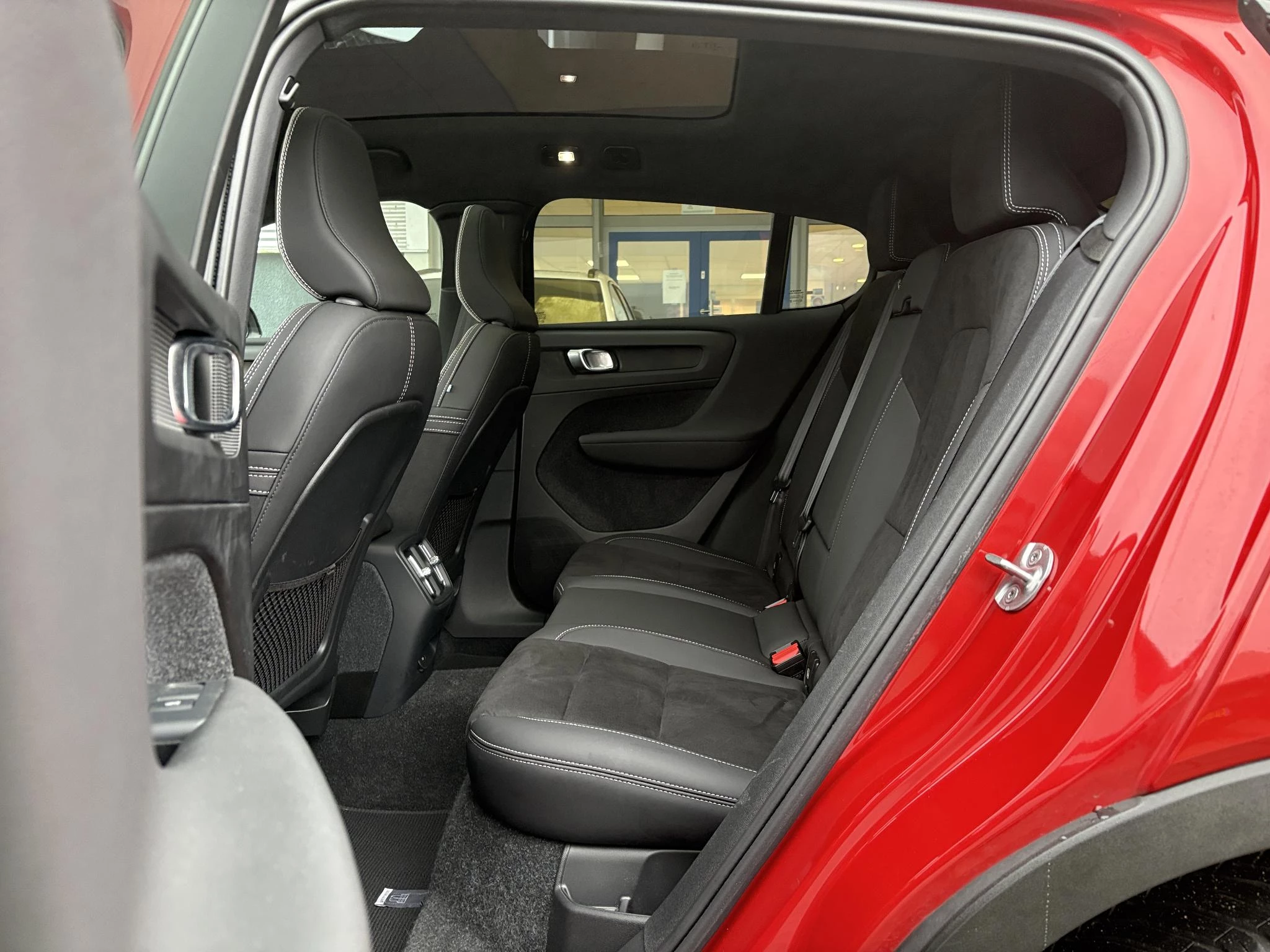 Hoofdafbeelding Volvo C40