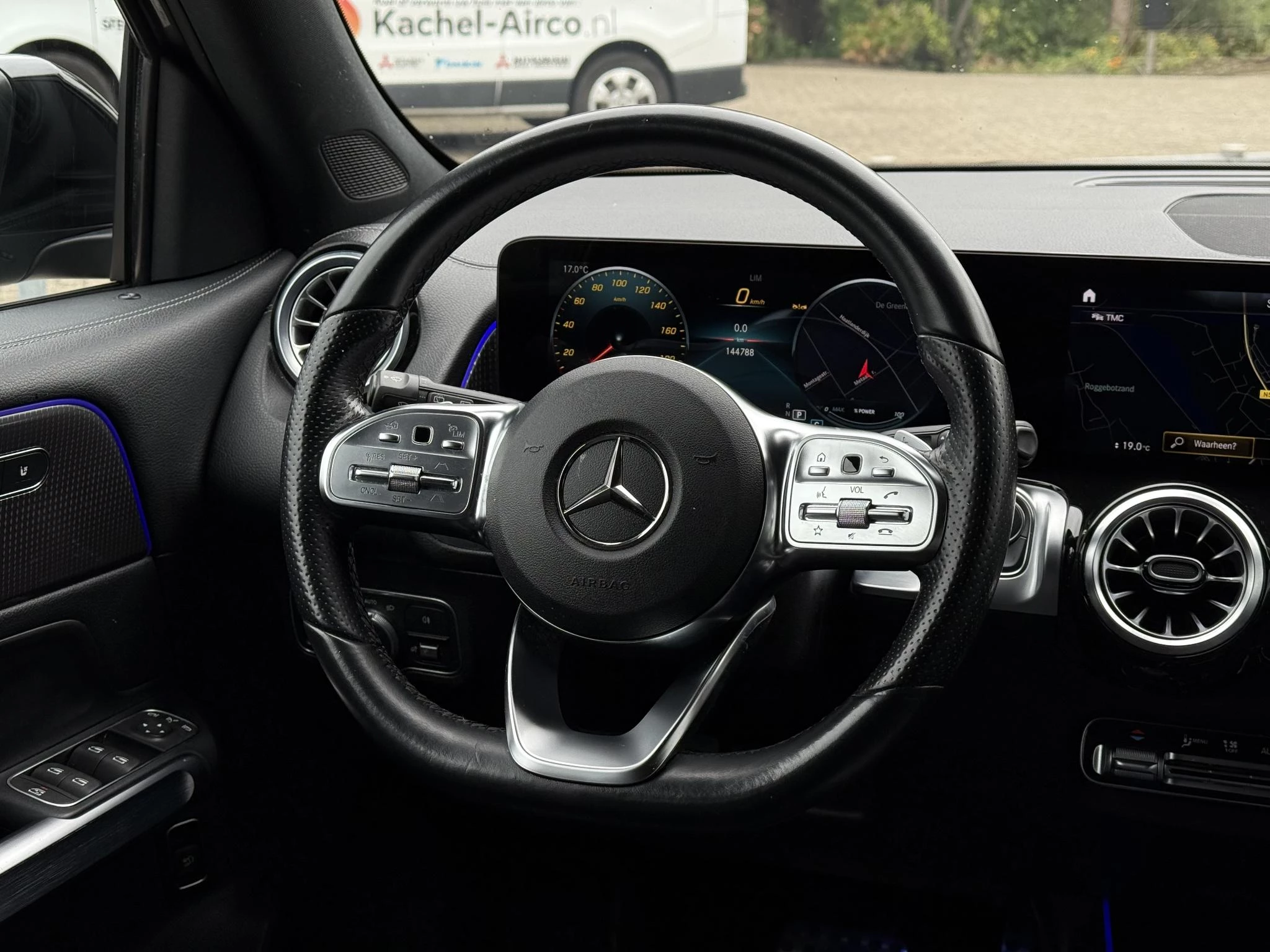 Hoofdafbeelding Mercedes-Benz EQB