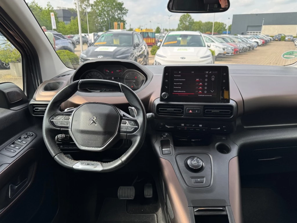Hoofdafbeelding Peugeot Rifter