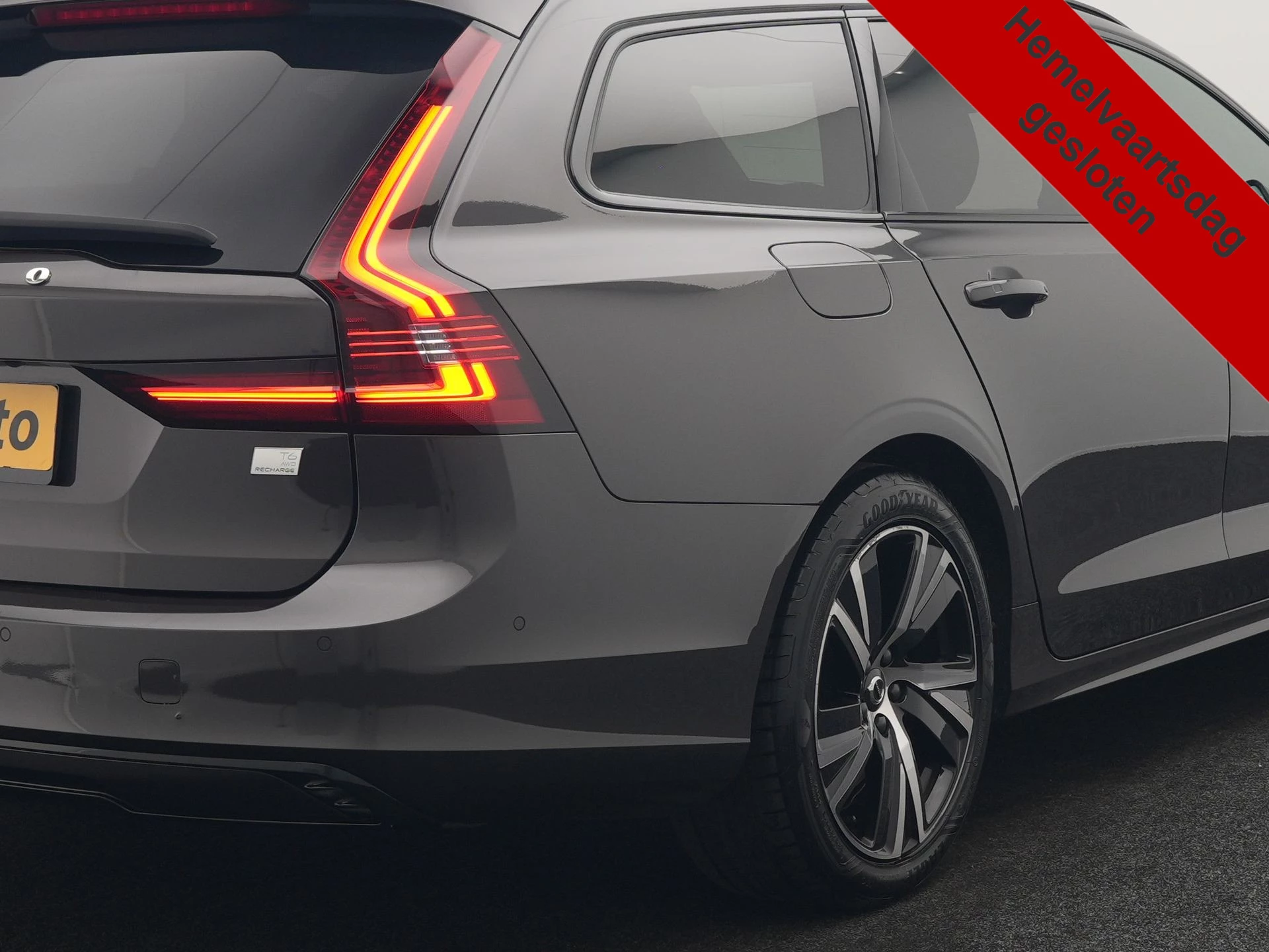 Hoofdafbeelding Volvo V90