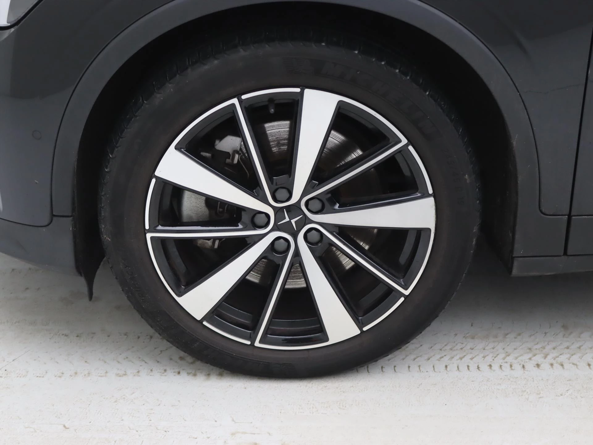 Hoofdafbeelding Polestar 2