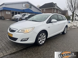 Hoofdafbeelding Opel Astra Opel Astra Sports Tourer 1.4 Edition