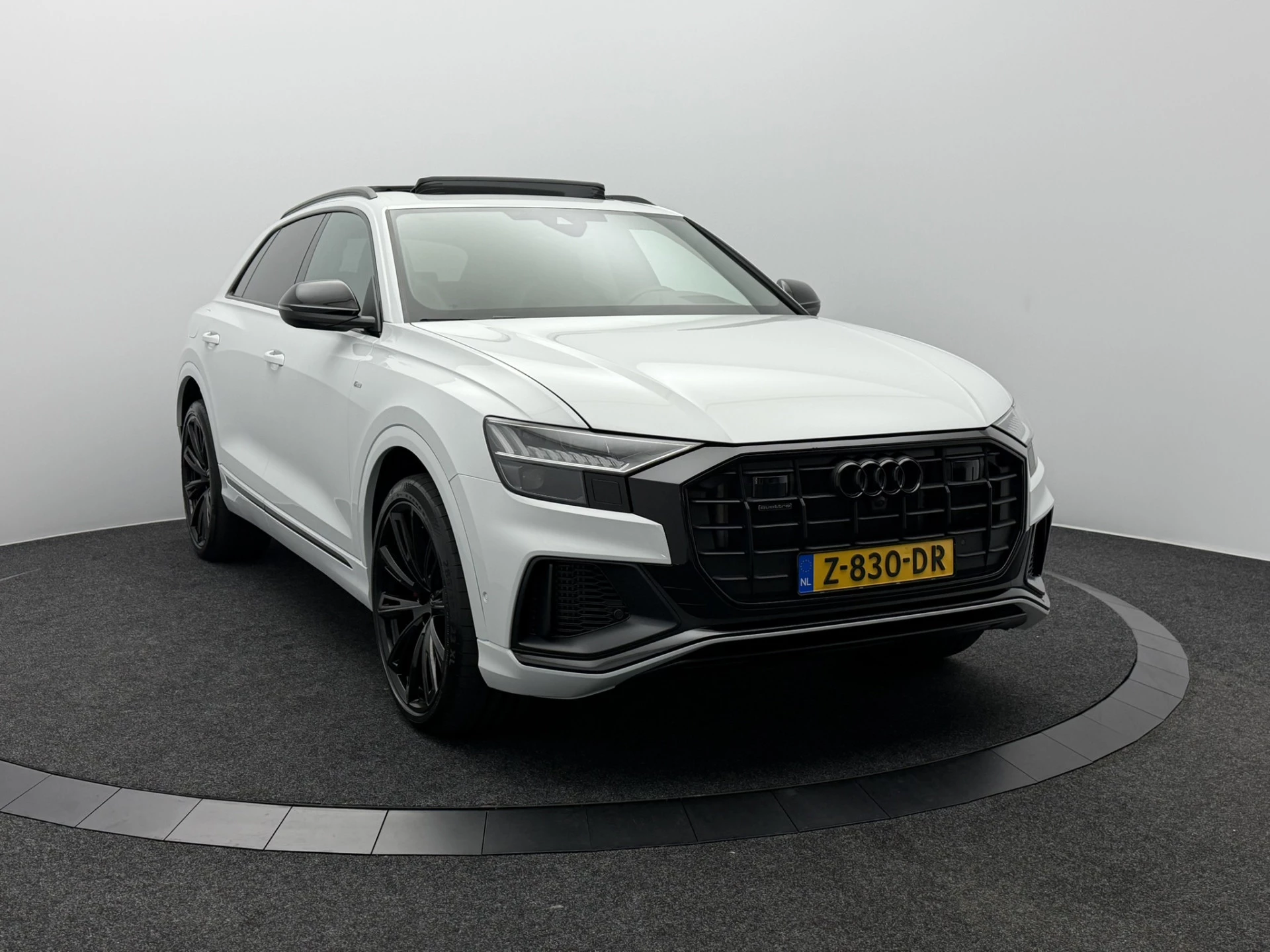 Hoofdafbeelding Audi Q8