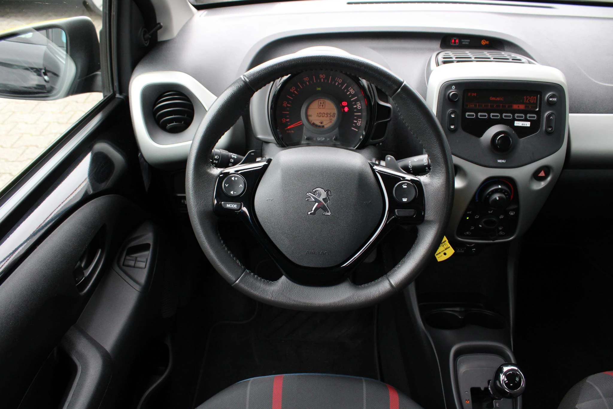 Hoofdafbeelding Peugeot 108