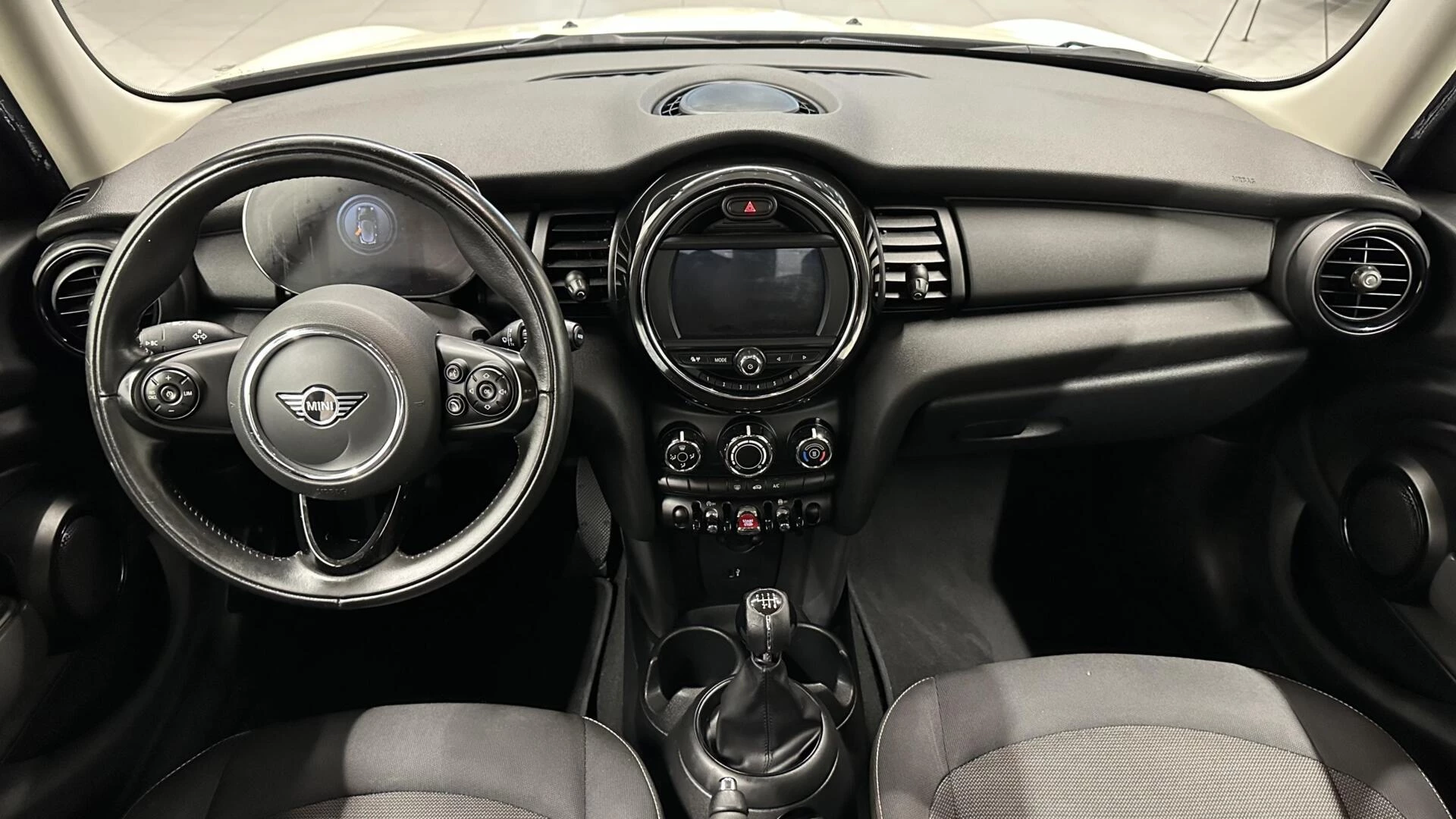 Hoofdafbeelding MINI Cooper