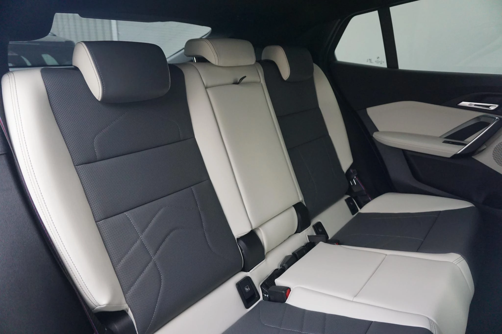 Hoofdafbeelding BMW iX2