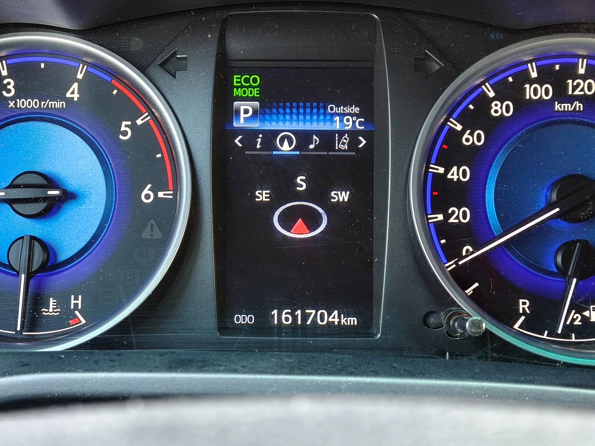 Hoofdafbeelding Toyota Hilux