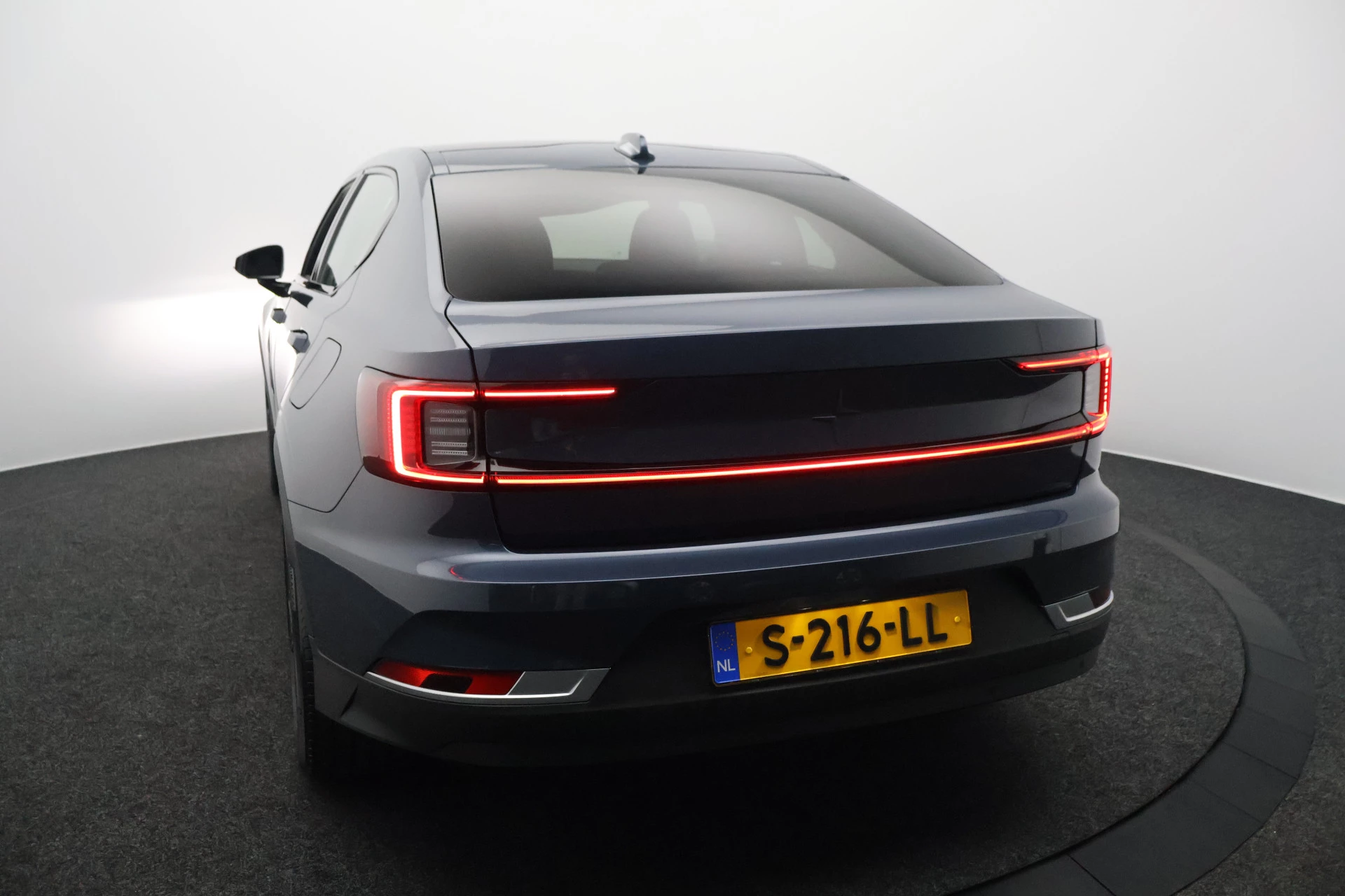 Hoofdafbeelding Polestar 2