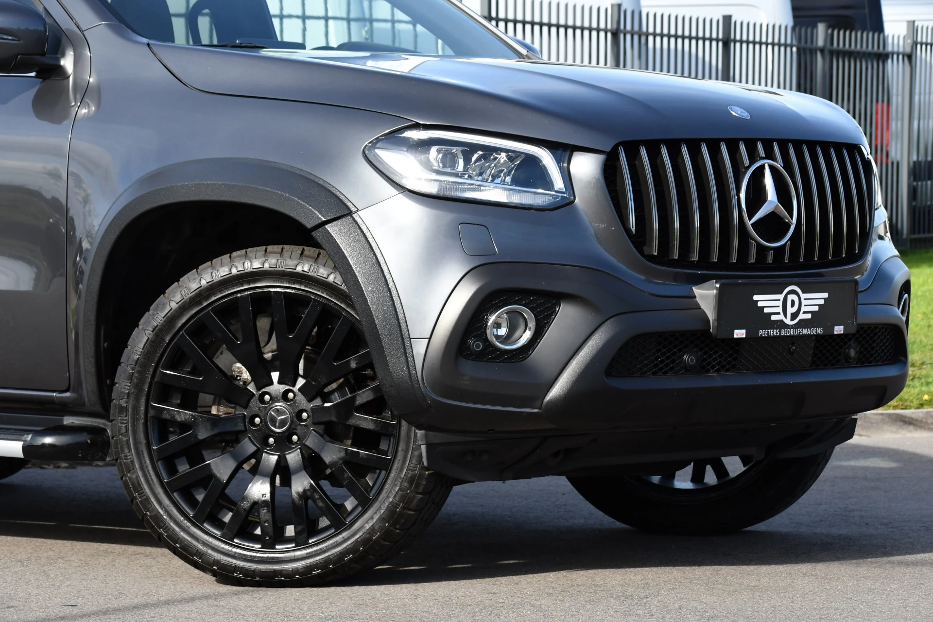 Hoofdafbeelding Mercedes-Benz X-Klasse