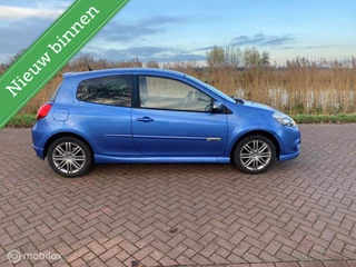 Renault Clio 1.6 GT 3 Drs 1E EIG Slechts 64 DKM Uniek !!