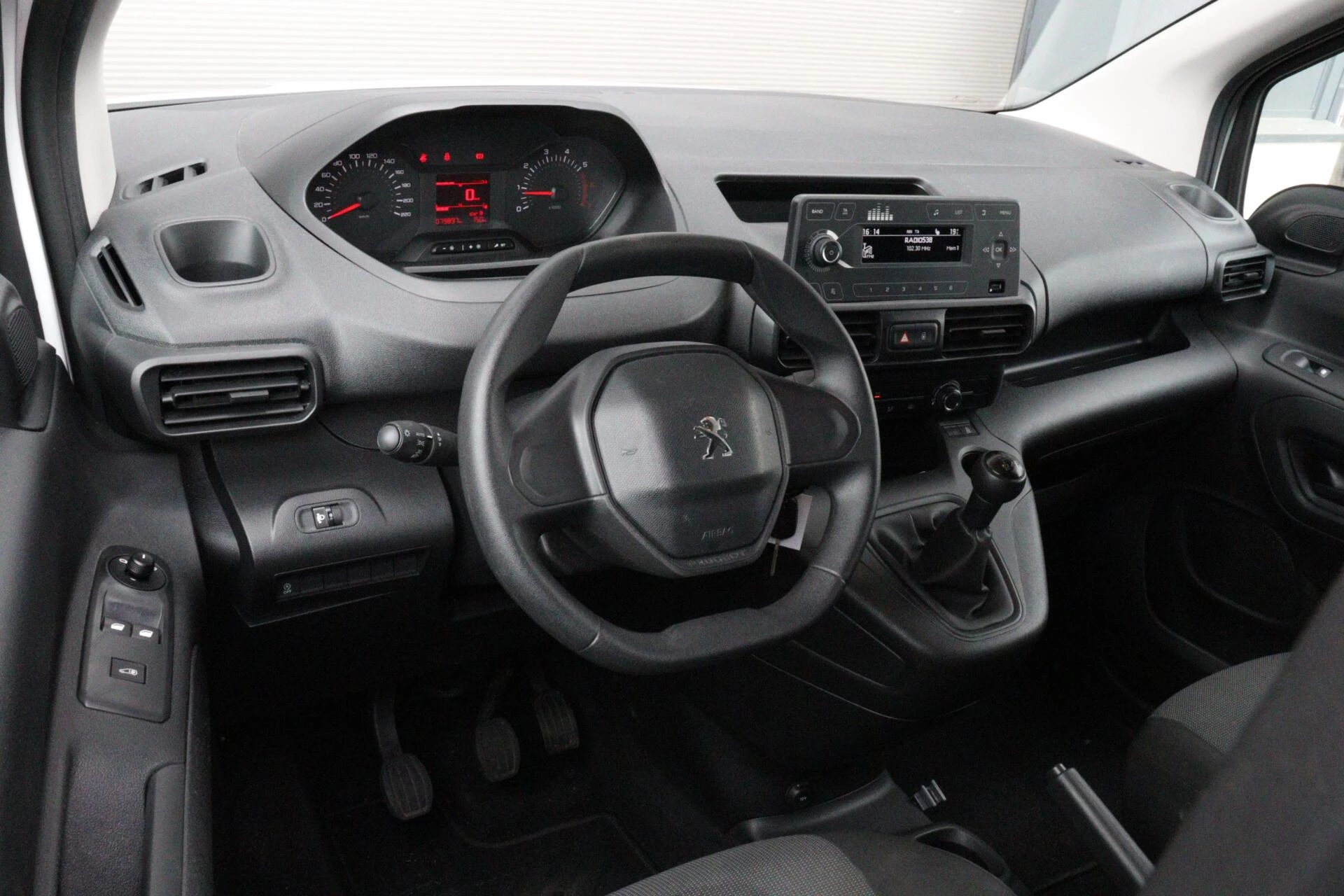 Hoofdafbeelding Peugeot Partner
