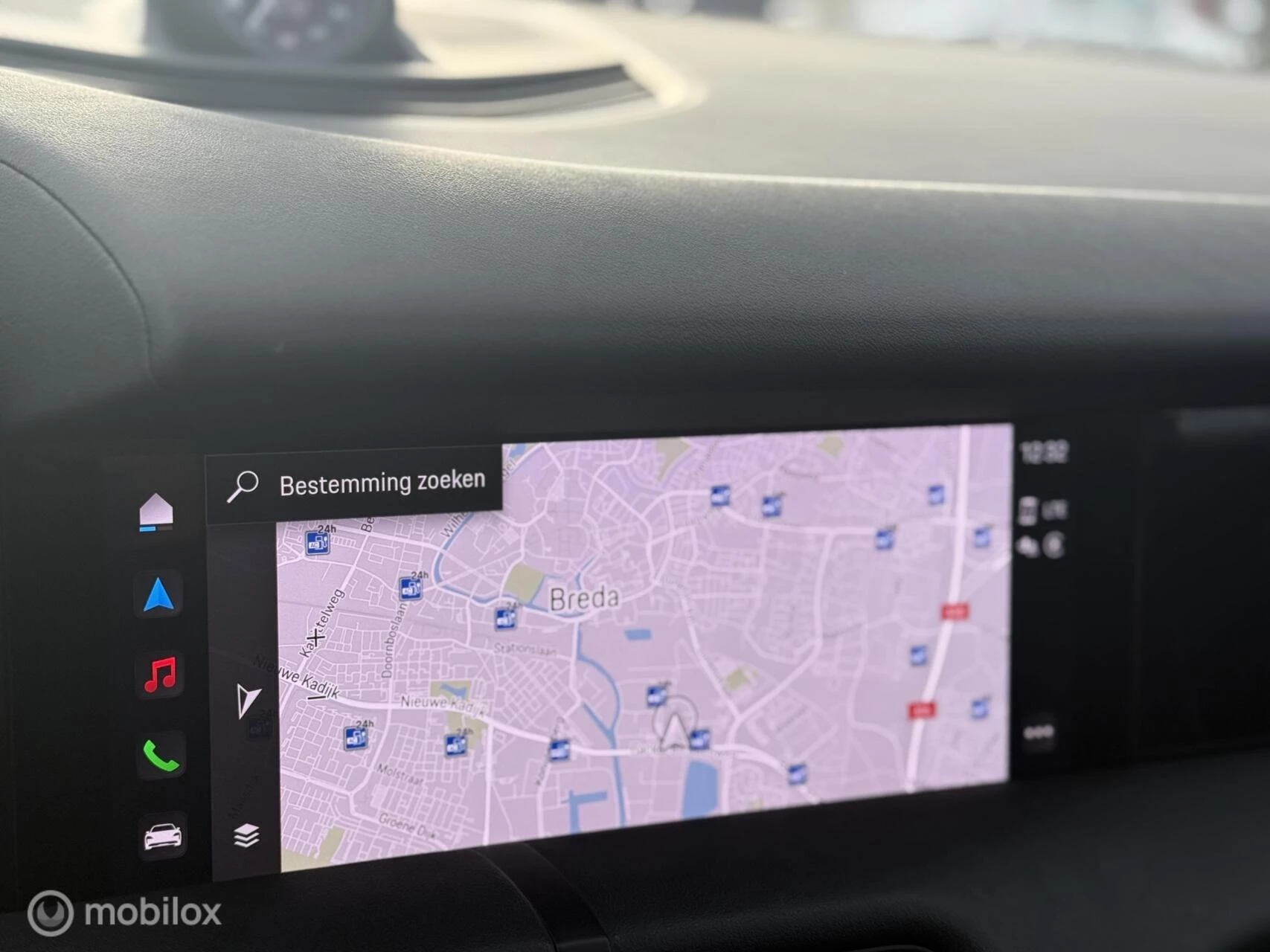 Hoofdafbeelding Porsche Taycan