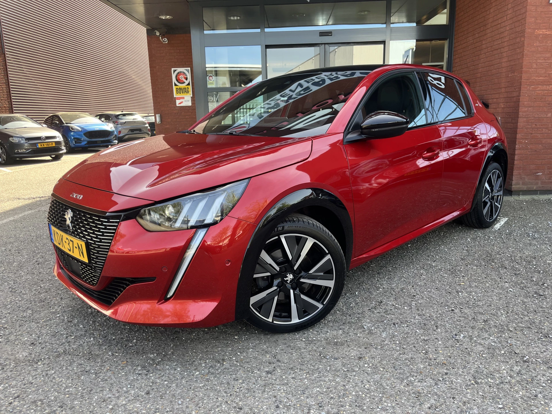 Hoofdafbeelding Peugeot 208