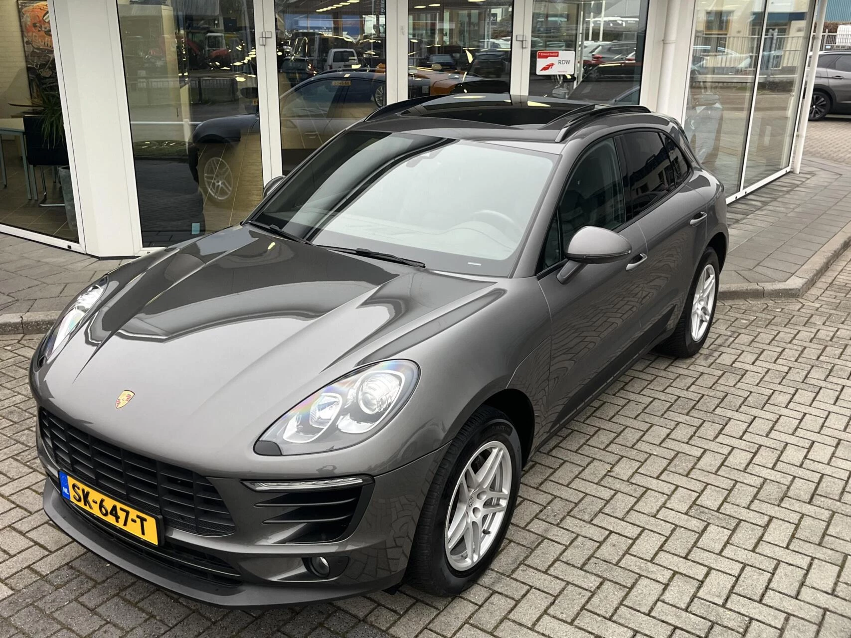 Hoofdafbeelding Porsche Macan