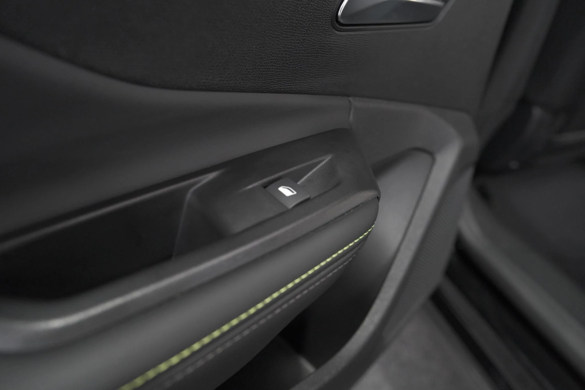 Hoofdafbeelding Peugeot 408