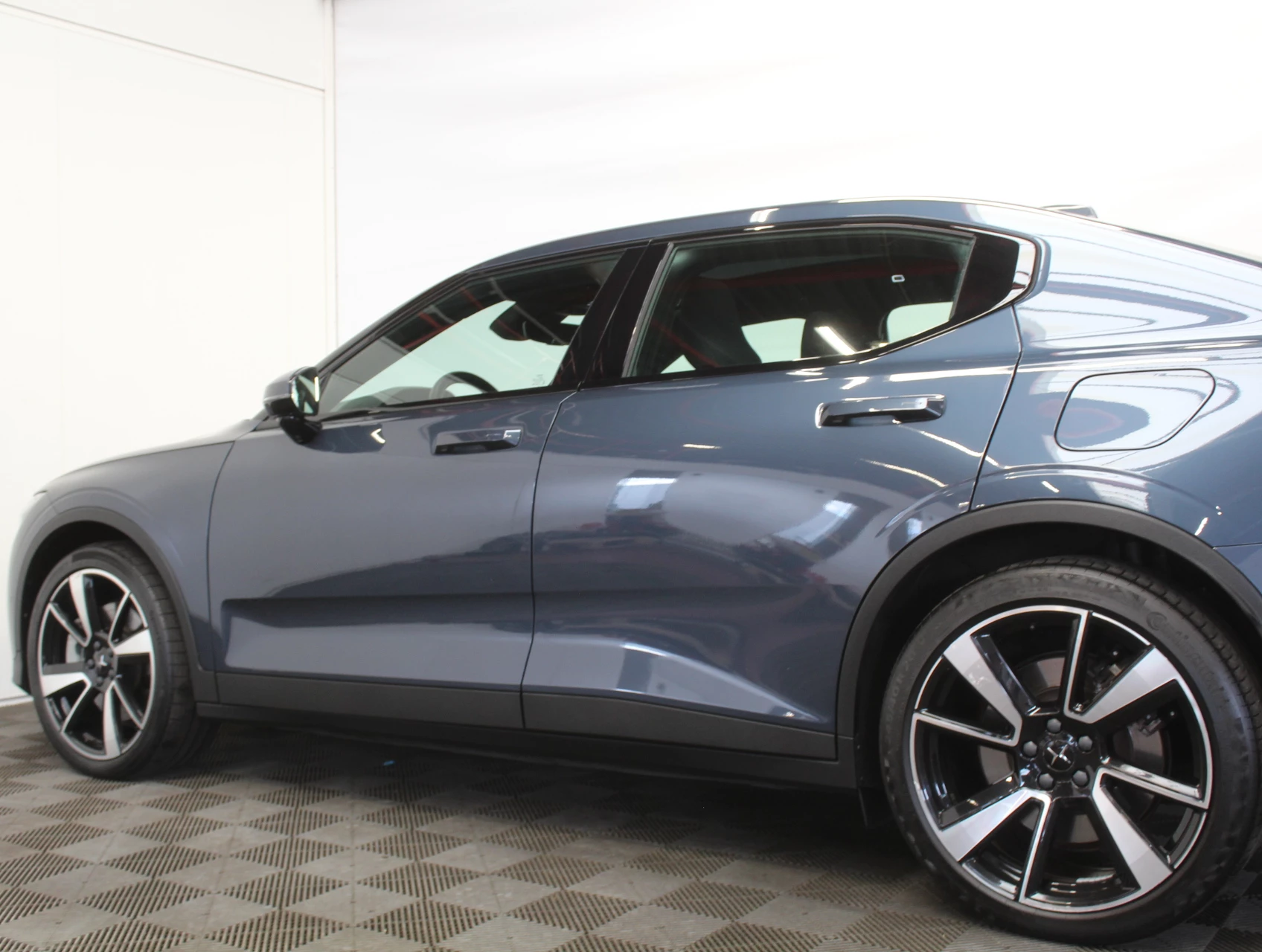 Hoofdafbeelding Polestar 2