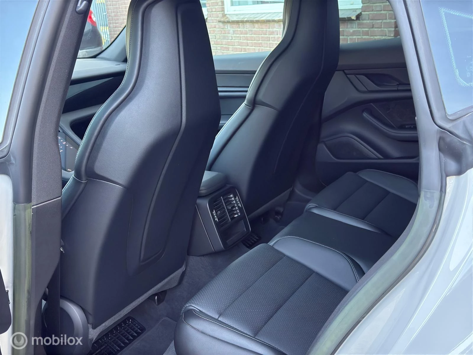 Hoofdafbeelding Porsche Taycan