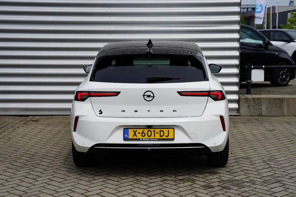 Hoofdafbeelding Opel Astra