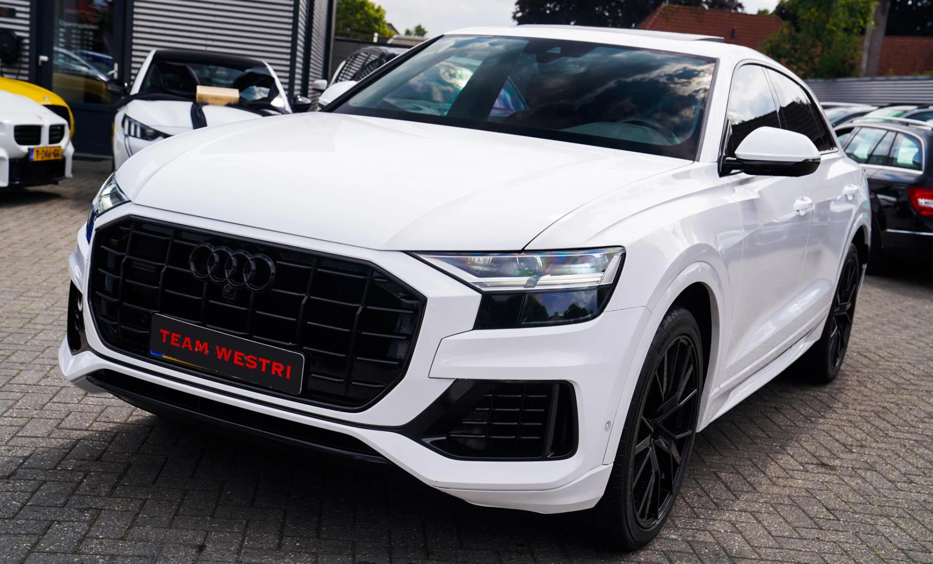 Hoofdafbeelding Audi Q8