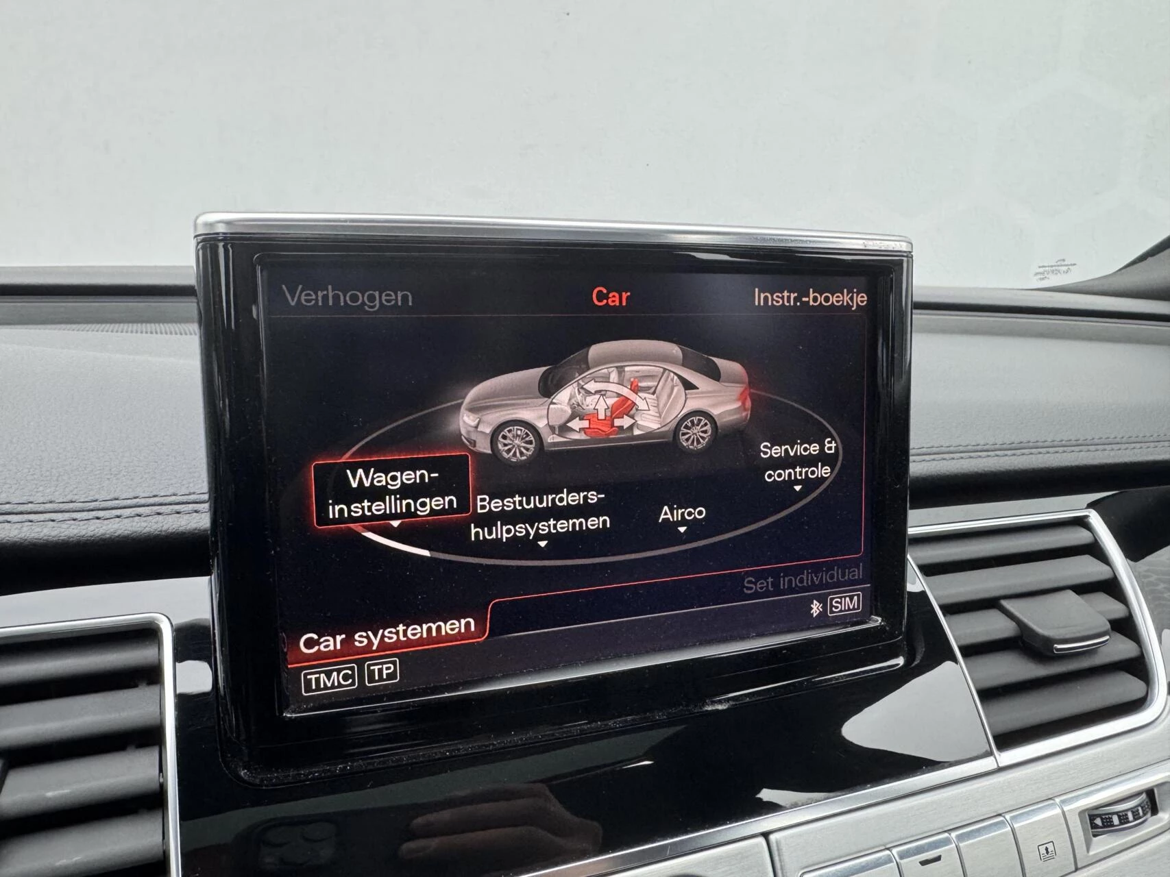 Hoofdafbeelding Audi A8