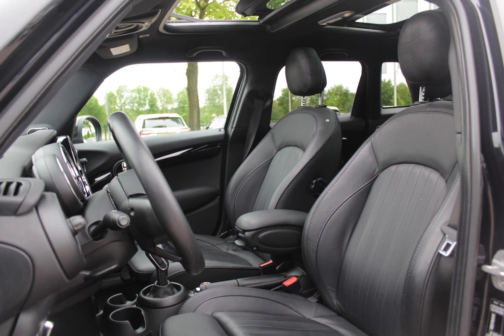 Hoofdafbeelding MINI Cooper