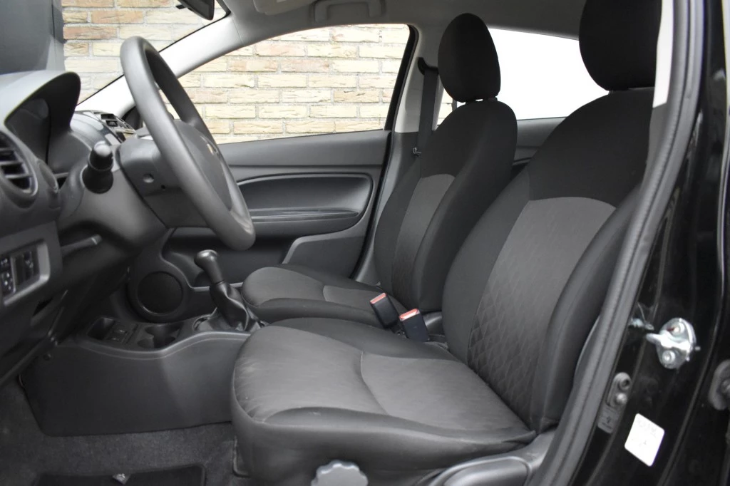 Hoofdafbeelding Mitsubishi Space Star