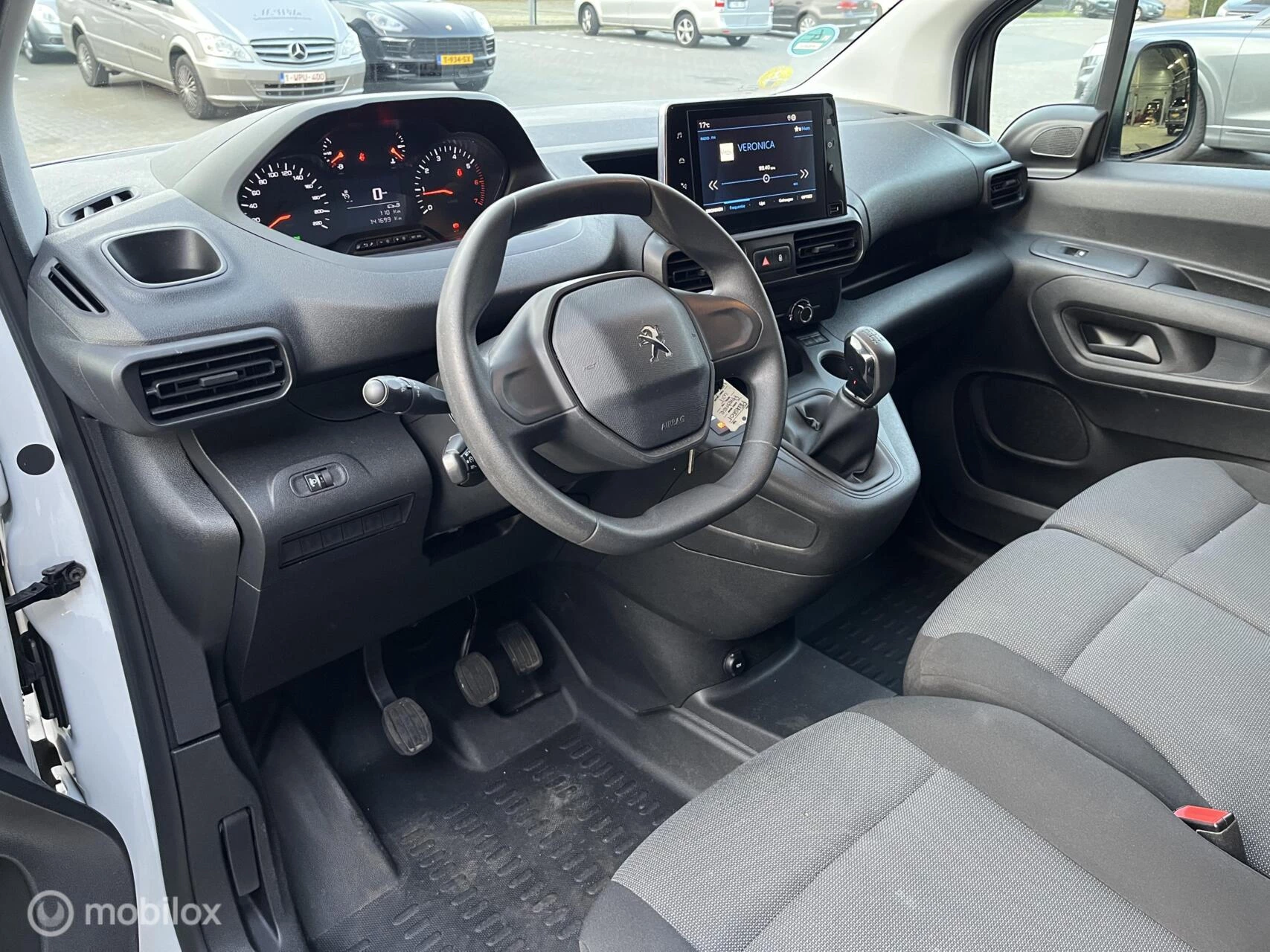 Hoofdafbeelding Peugeot Partner