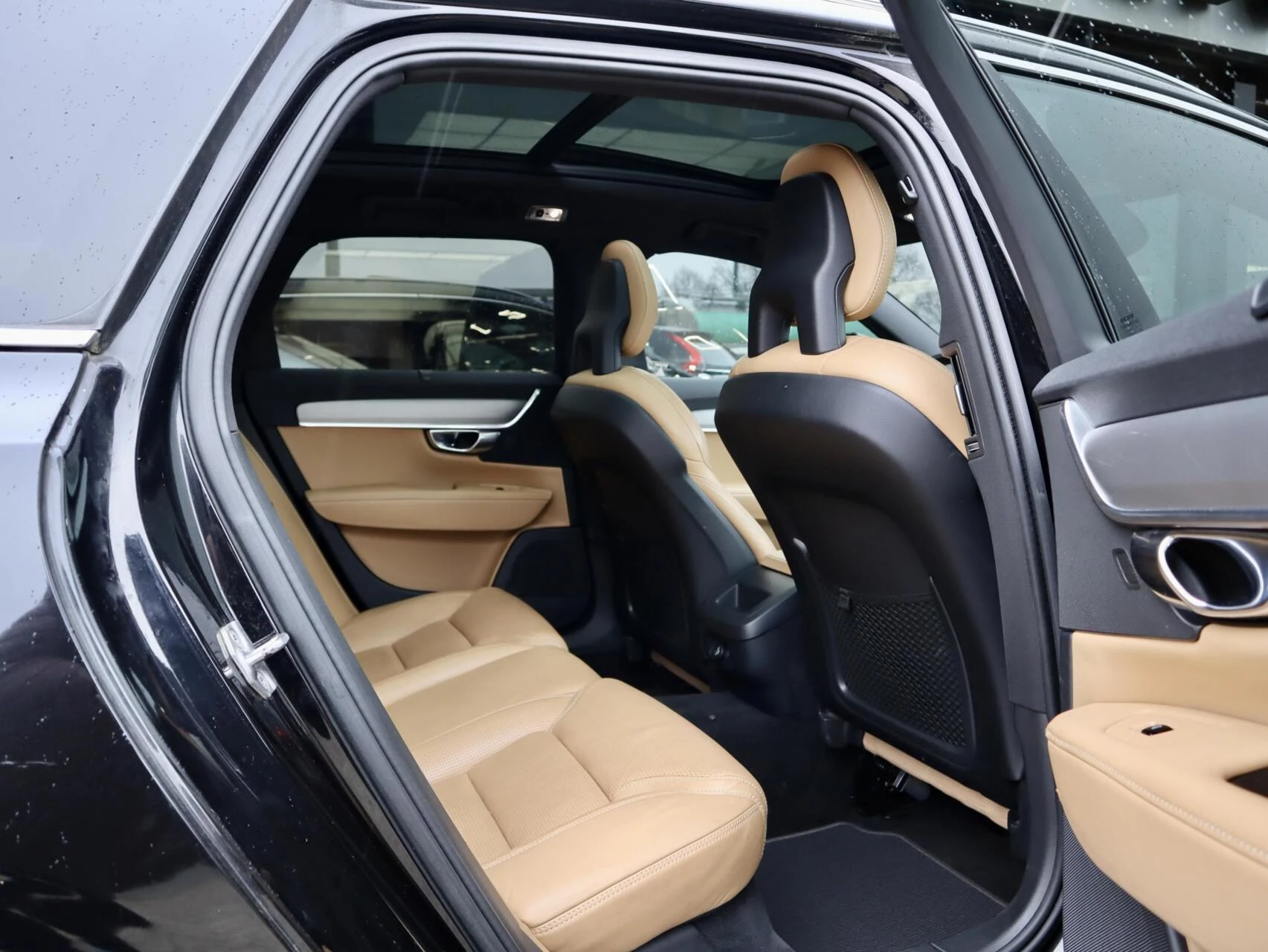 Hoofdafbeelding Volvo V90
