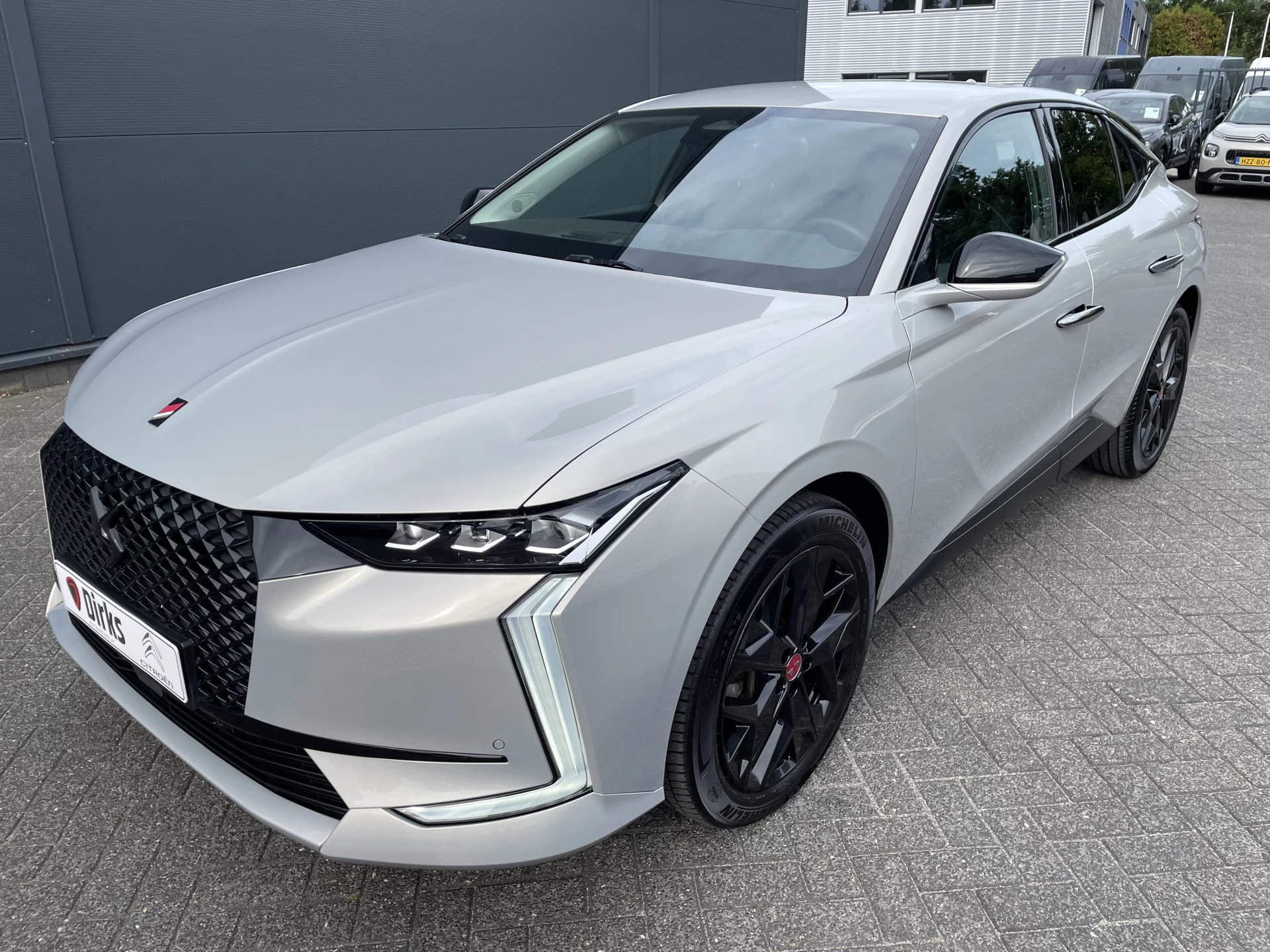 Hoofdafbeelding DS DS 4