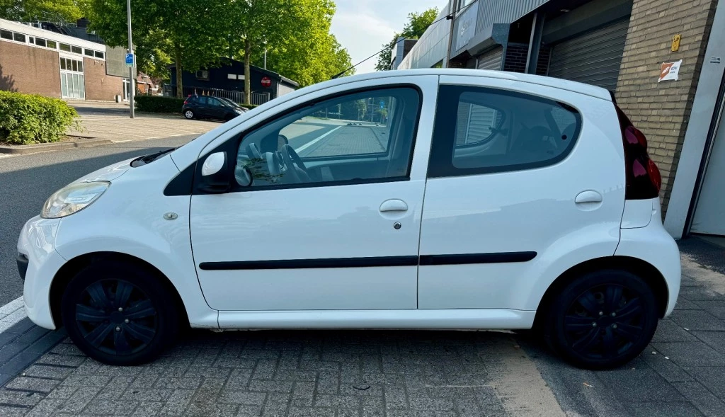 Hoofdafbeelding Peugeot 107