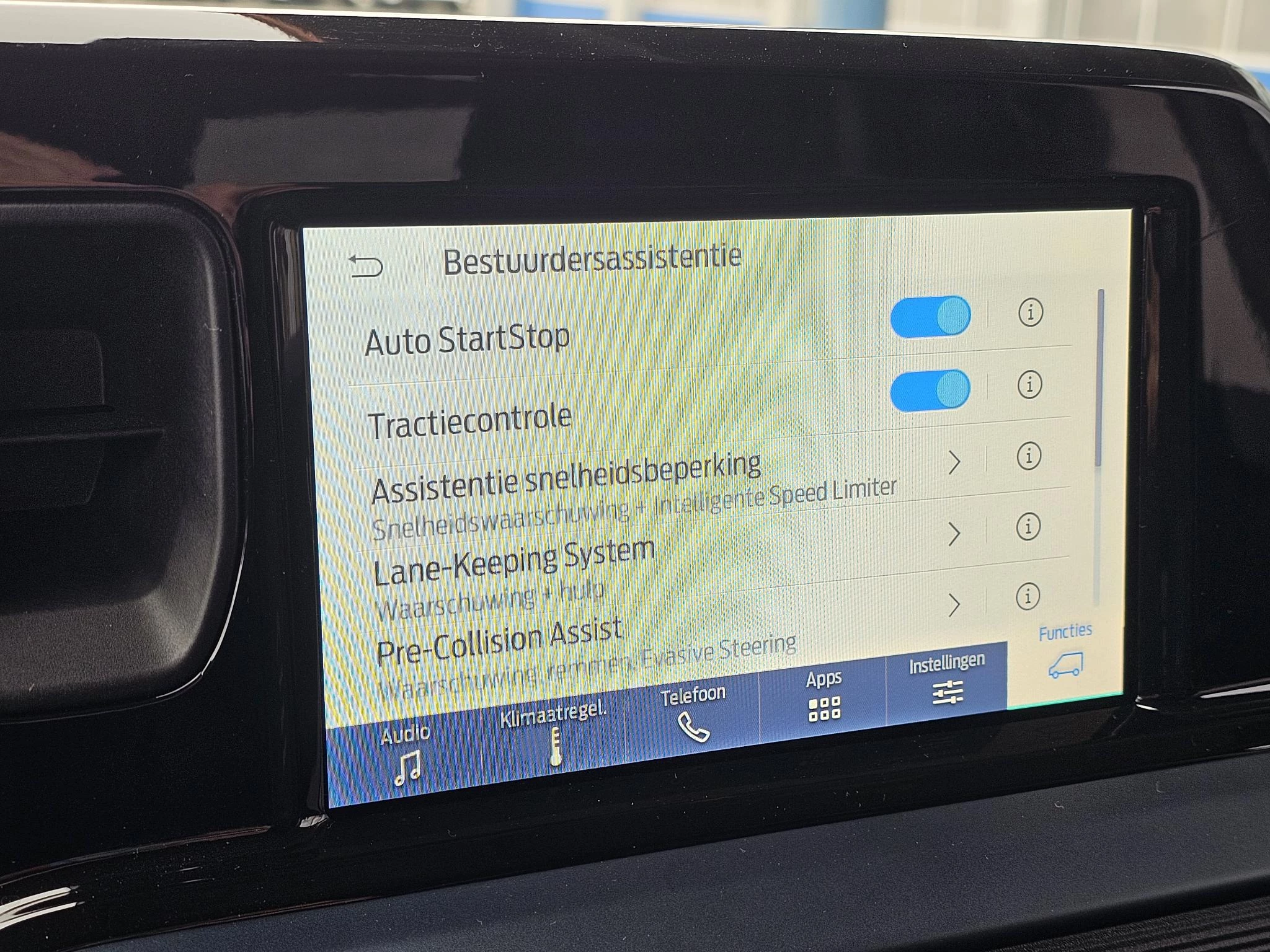 Hoofdafbeelding Ford Transit Courier