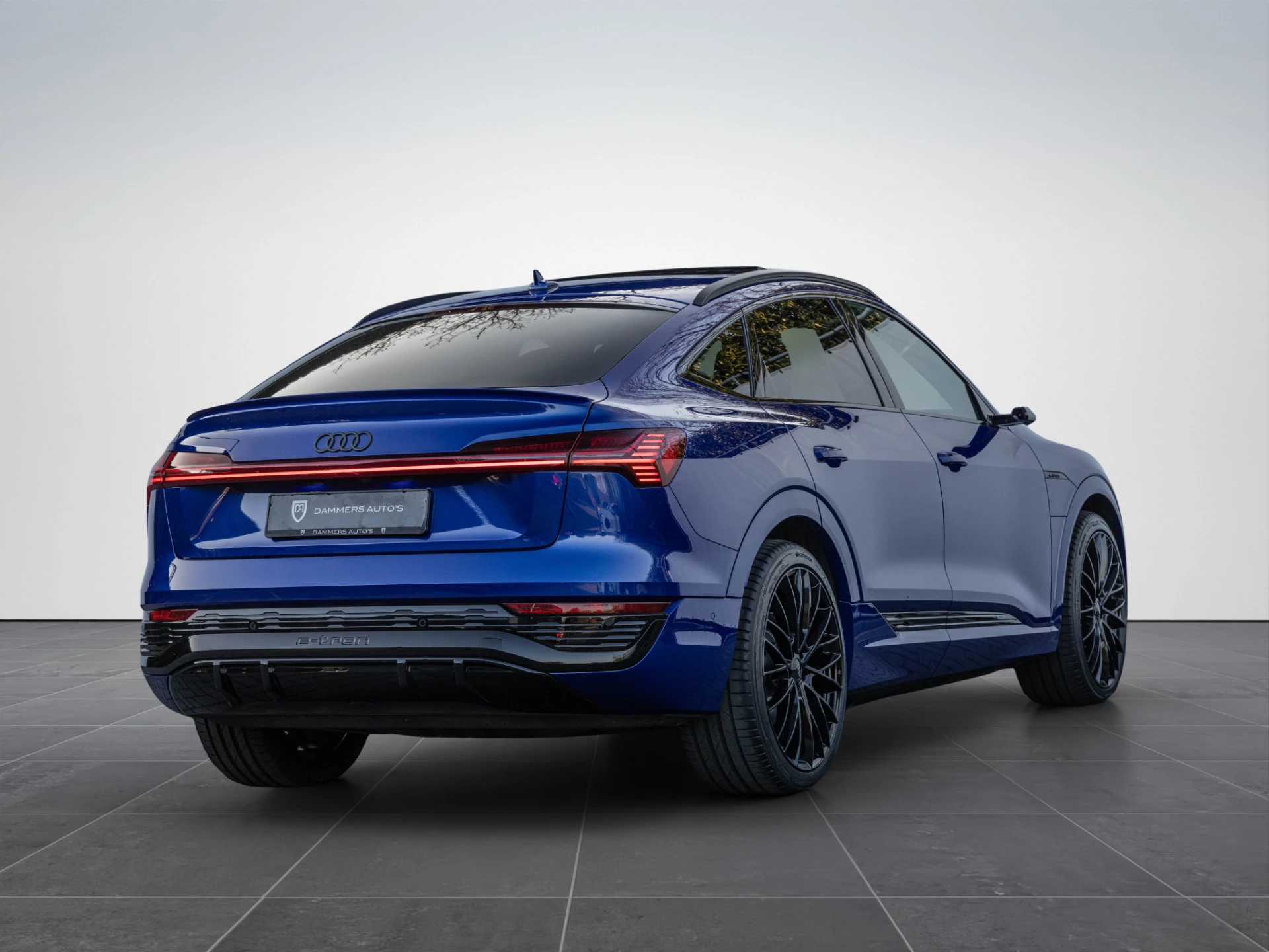 Hoofdafbeelding Audi Q8 Sportback e-tron