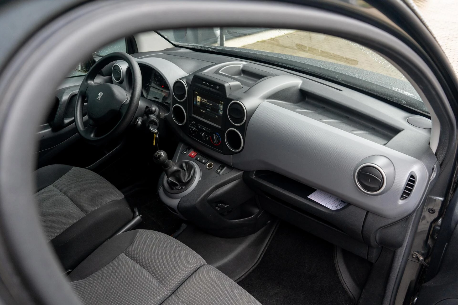 Hoofdafbeelding Peugeot Partner