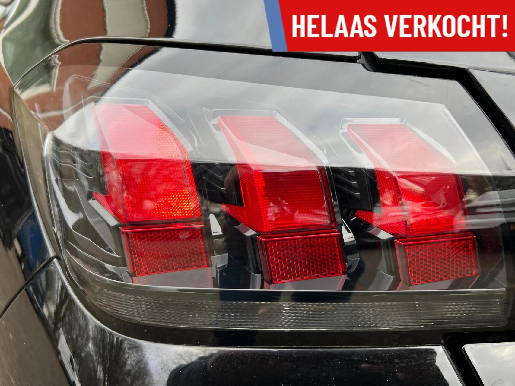 Hoofdafbeelding Peugeot e-208