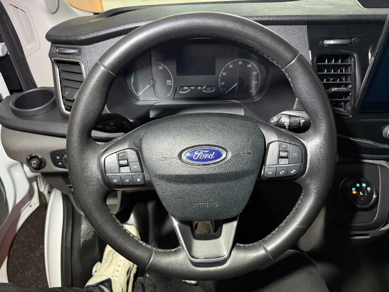 Hoofdafbeelding Ford E-Transit