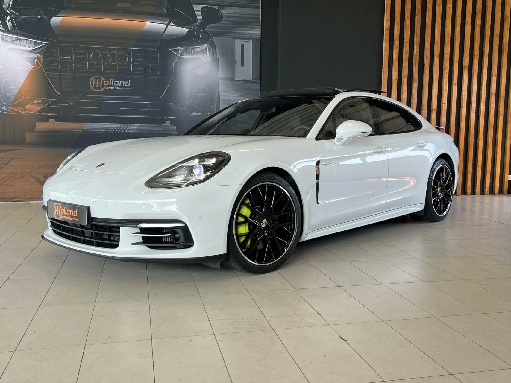 Hoofdafbeelding Porsche Panamera