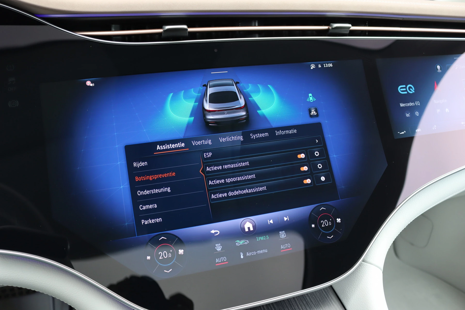 Hoofdafbeelding Mercedes-Benz EQS