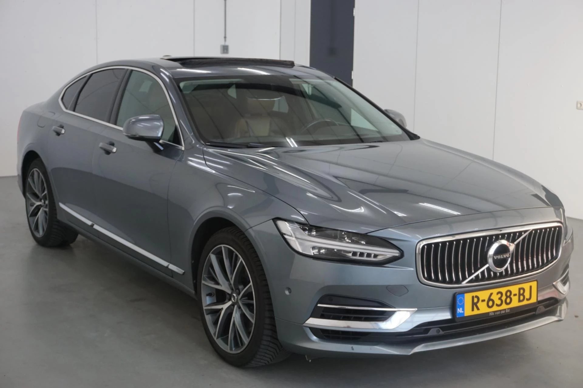 Hoofdafbeelding Volvo S90