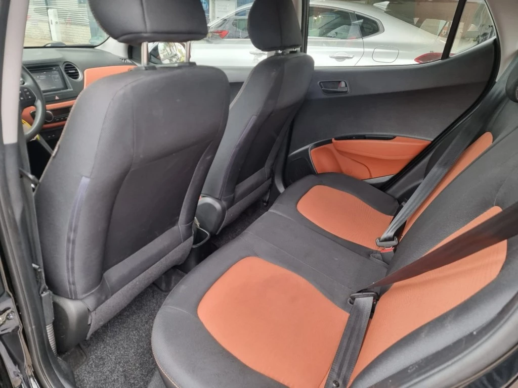 Hoofdafbeelding Hyundai i10