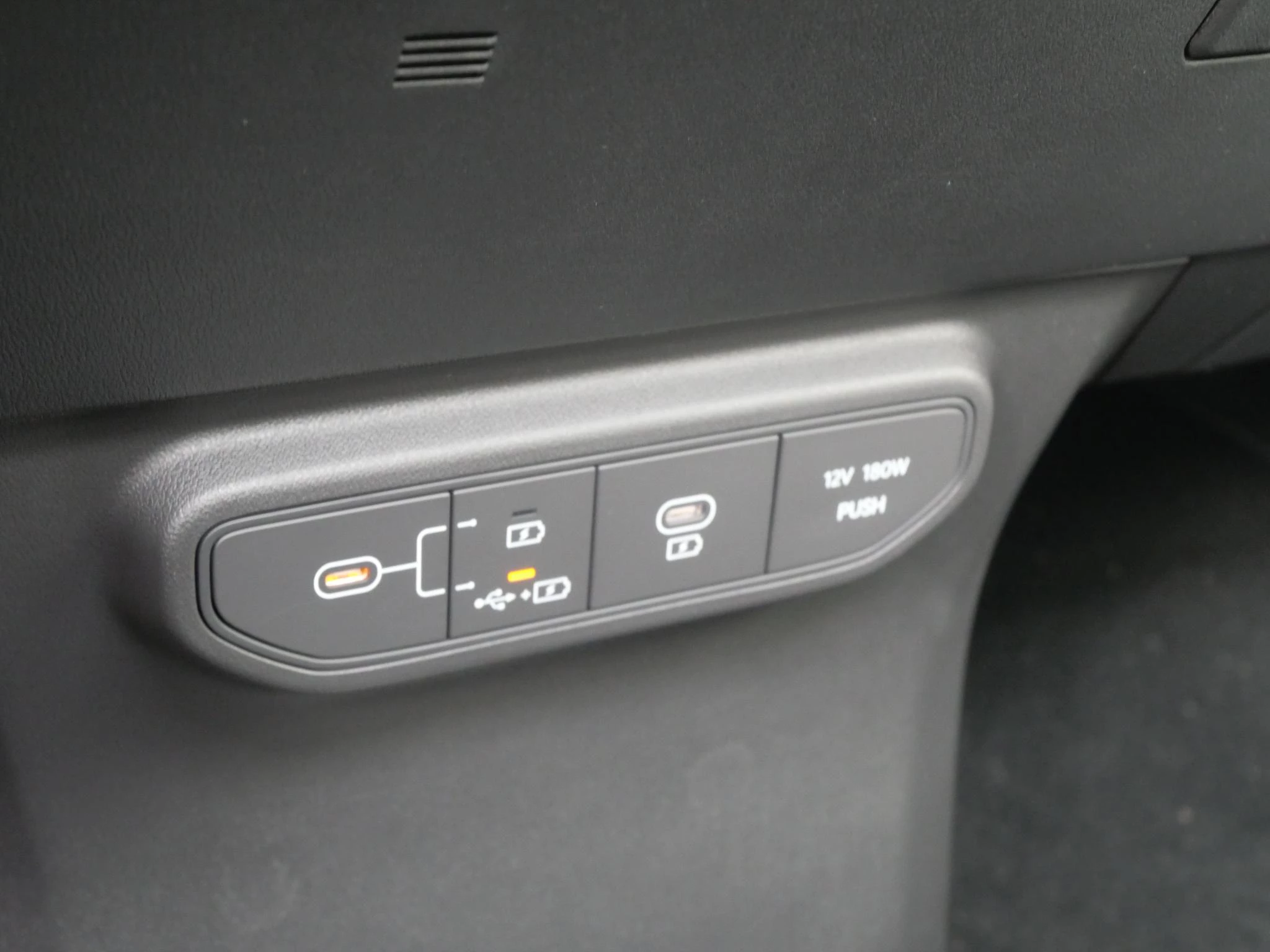 Hoofdafbeelding Kia EV5