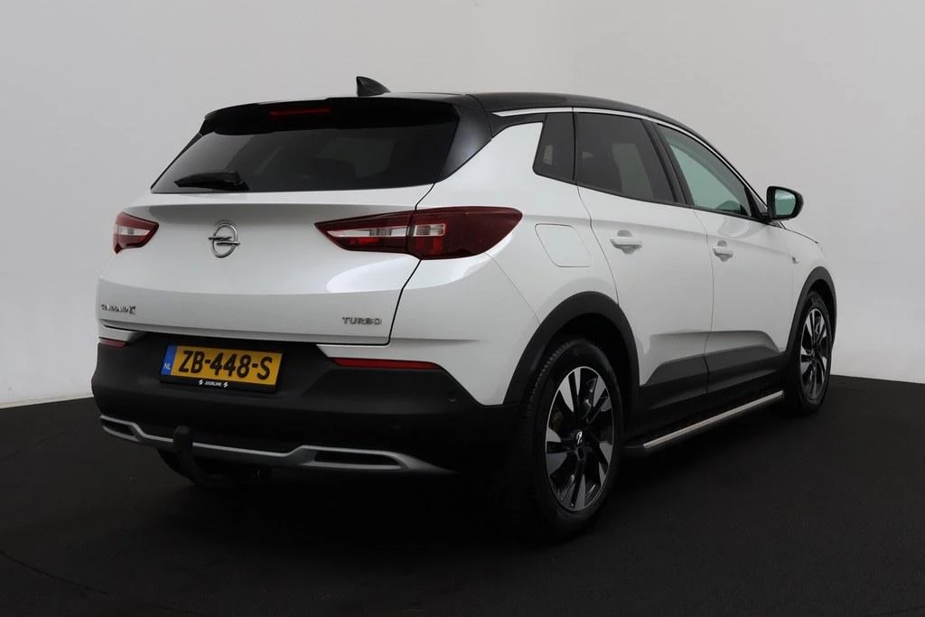 Hoofdafbeelding Opel Grandland X