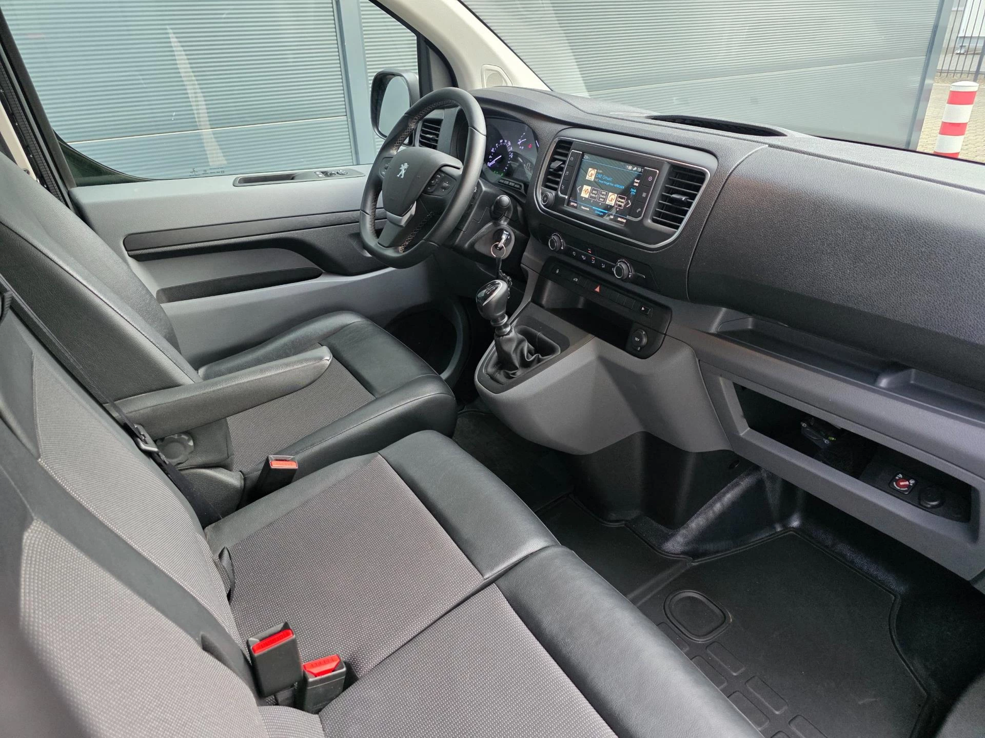 Hoofdafbeelding Peugeot Expert