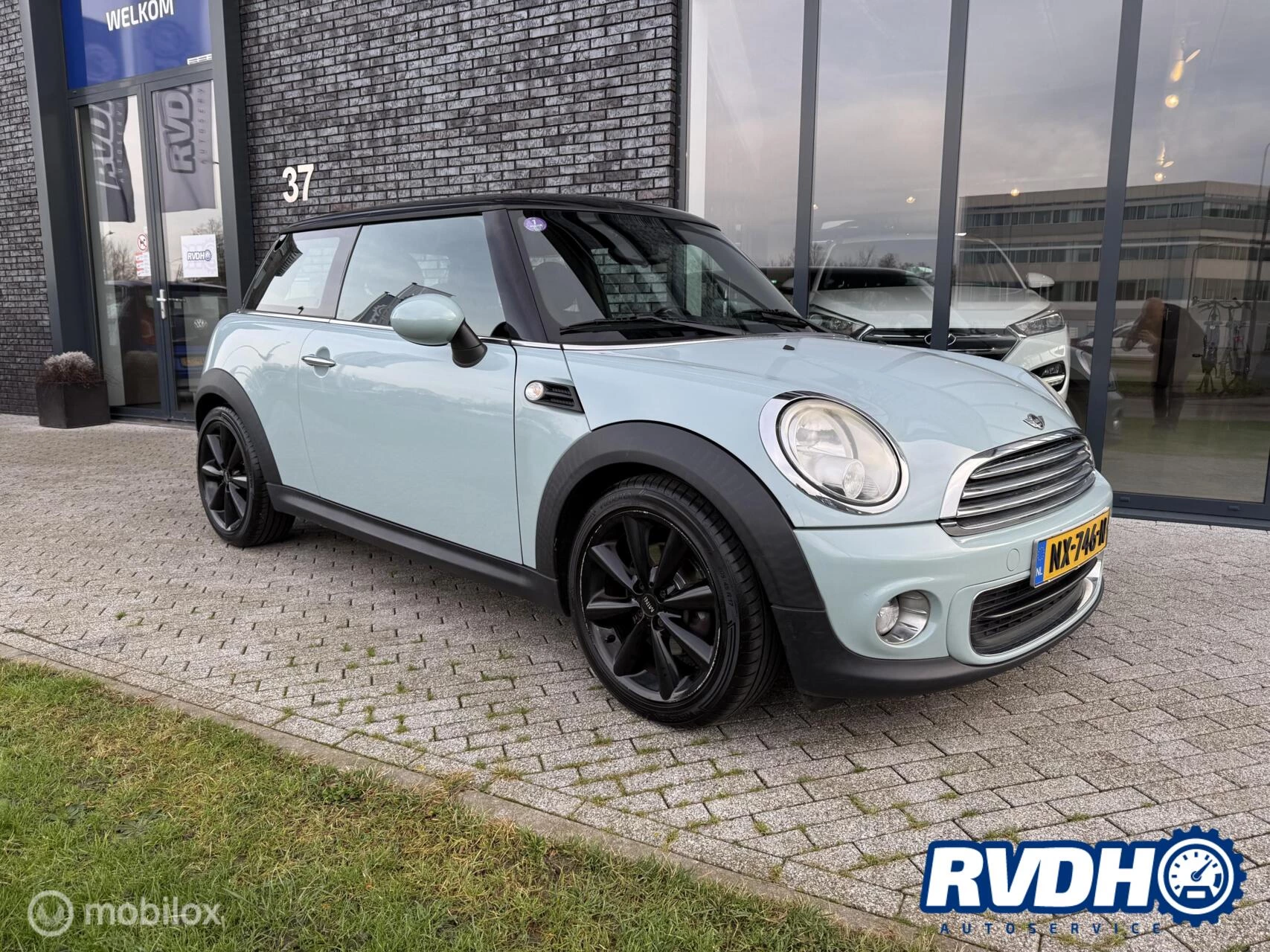 Hoofdafbeelding MINI One